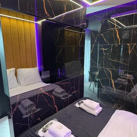 Jacuzzi Glass-house Rakowicka 20 Station Apartment Krakow