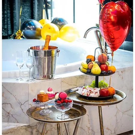 Jacuzzi Glass-house Rakowicka 20 Station Krakkó